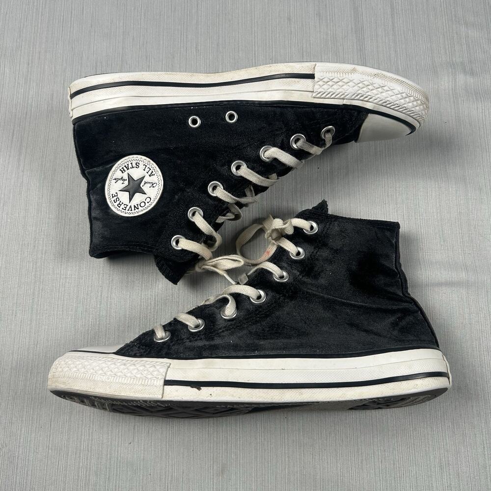 Converse Chuck Taylor All Star Womens Size 8 Black Velvet Casual Shoes 557929F